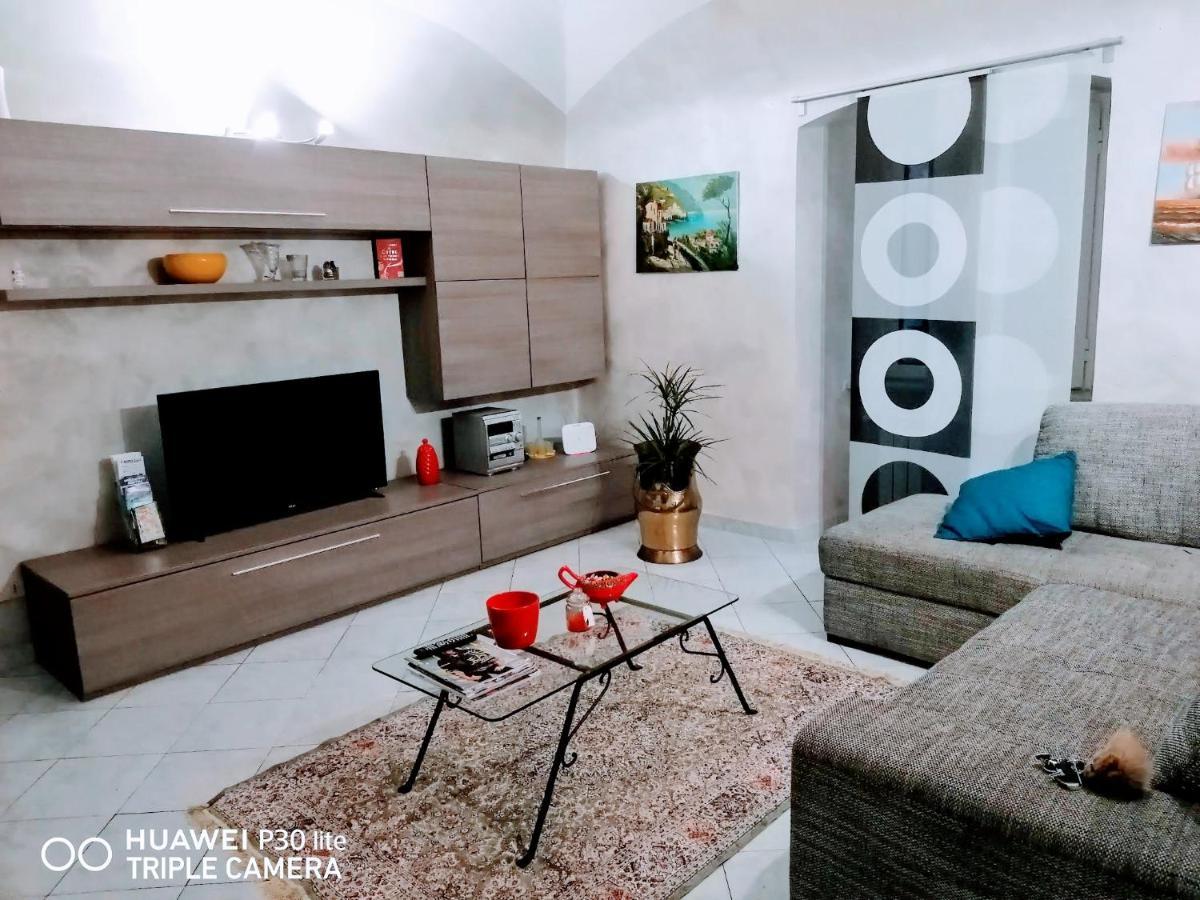 Appuntamento Al Porto Villa Savona Bagian luar foto